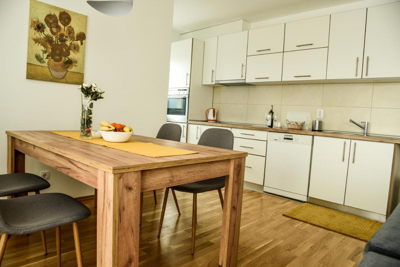 Suncokret Apartmani Loznica Zewnętrze zdjęcie