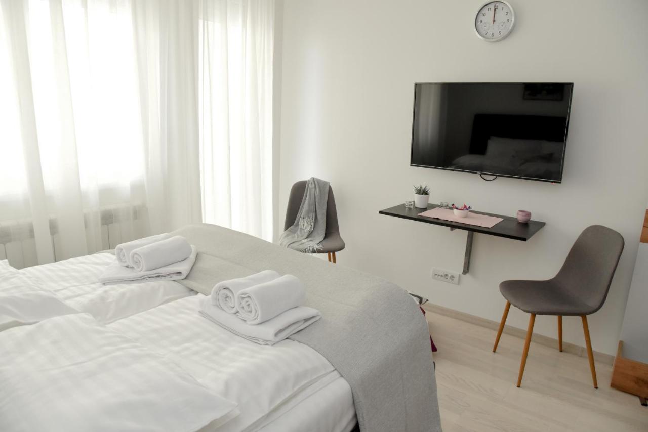 Suncokret Apartmani Loznica Zewnętrze zdjęcie