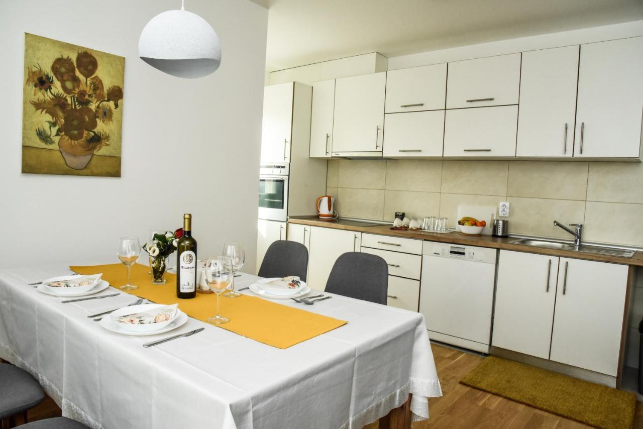 Suncokret Apartmani Loznica Zewnętrze zdjęcie