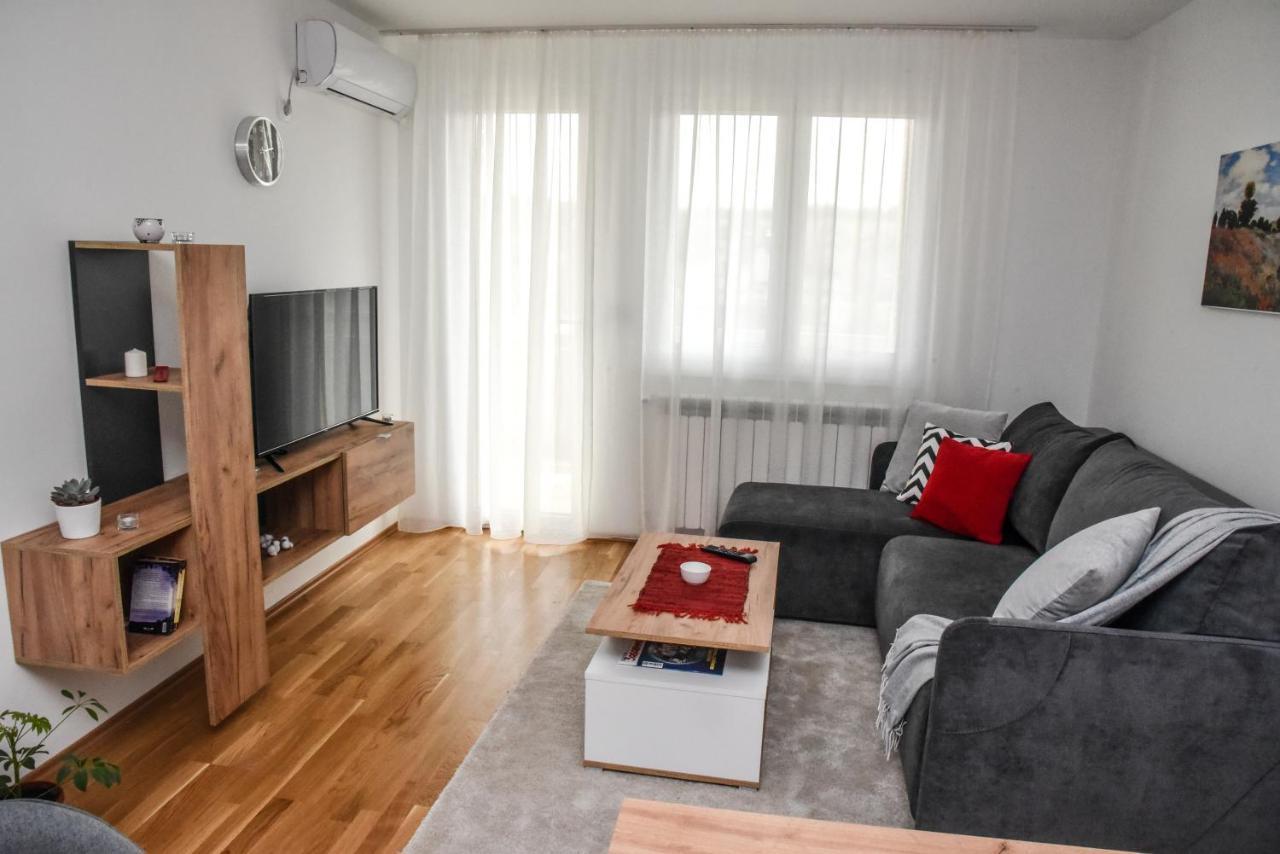Suncokret Apartmani Loznica Zewnętrze zdjęcie