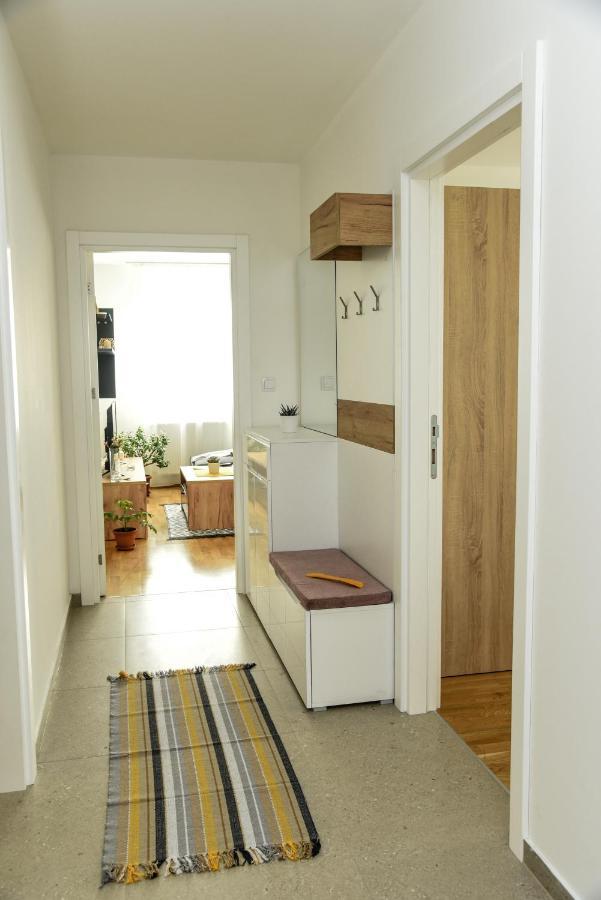 Suncokret Apartmani Loznica Zewnętrze zdjęcie