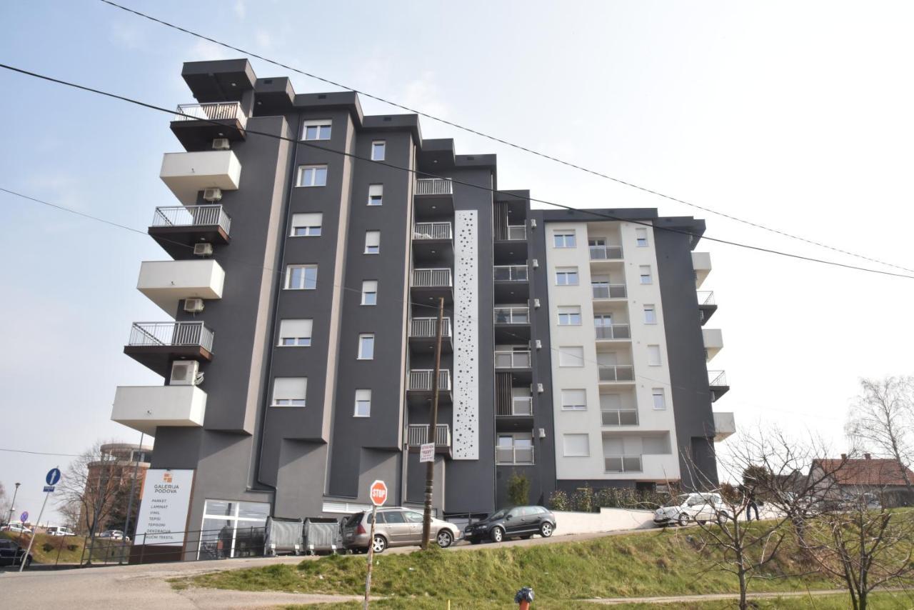Suncokret Apartmani Loznica Zewnętrze zdjęcie